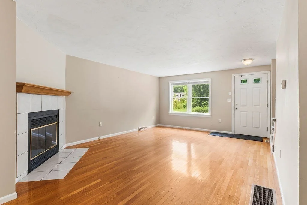 3 bed, 1 bath apartment for rent at 145 South St Unit 6, Walpole — photo 4 of 26