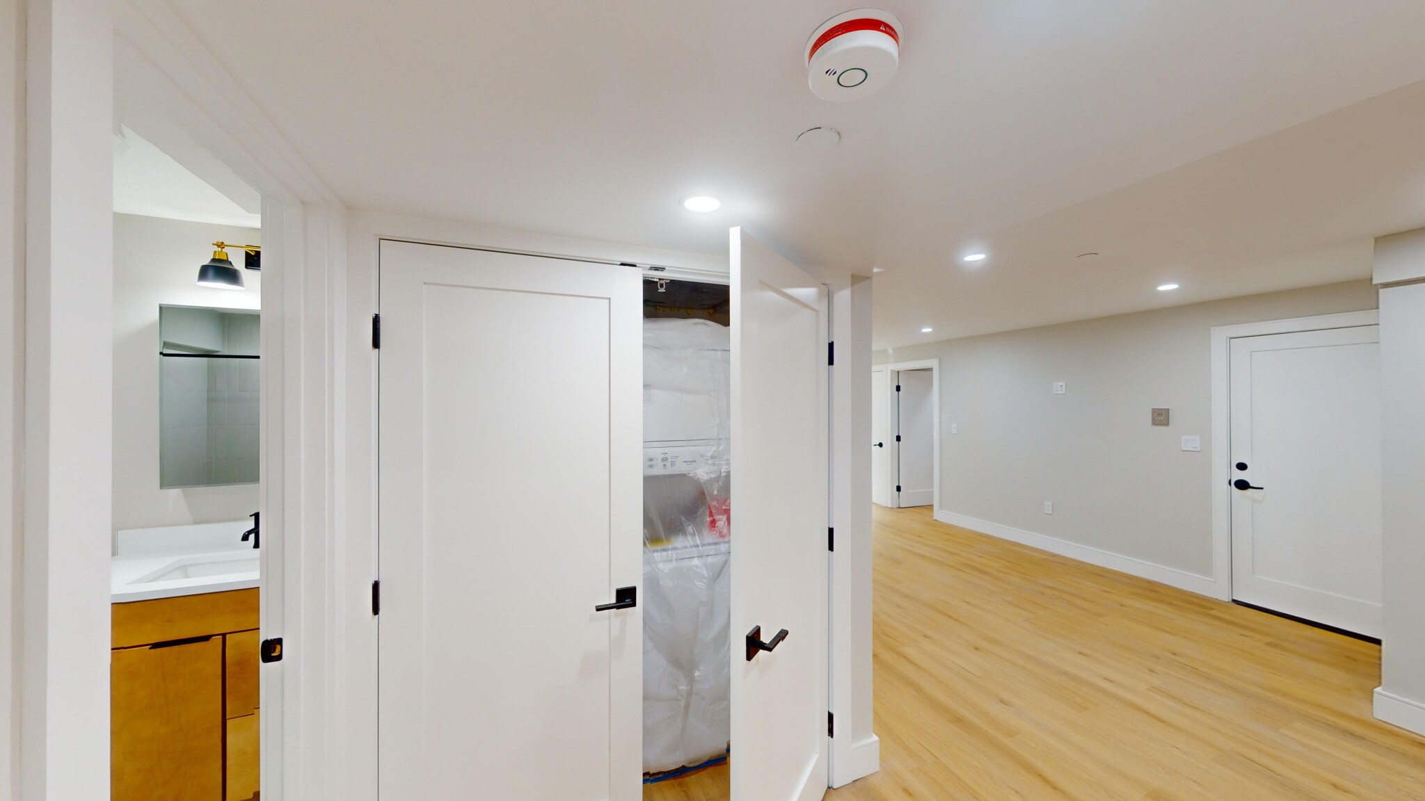 3 bed, 2 bath apartment for rent at 145 Sutherland Rd Unit G, Brighton — photo 5 of 14