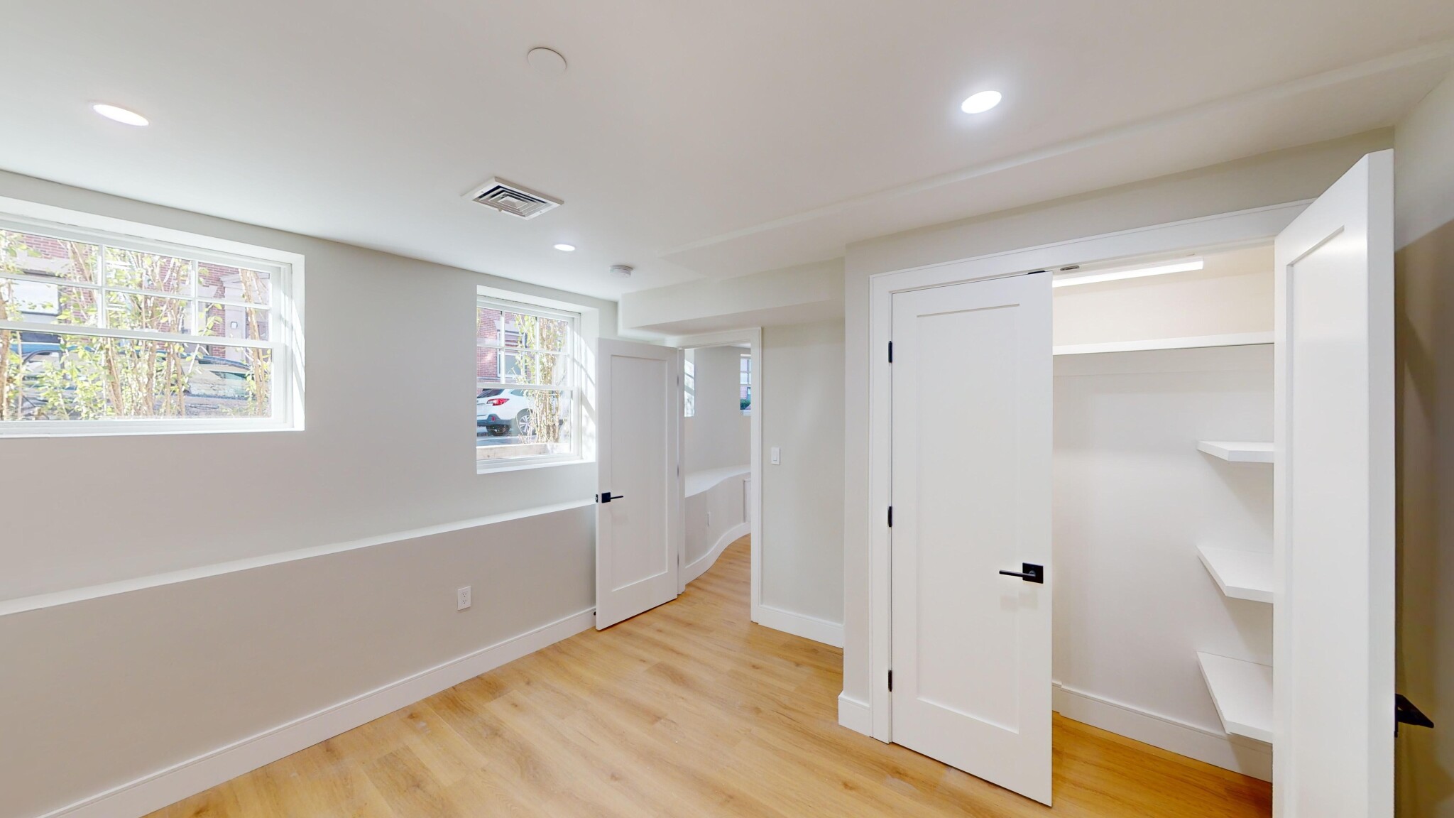 3 bed, 2 bath apartment for rent at 145 Sutherland Rd Unit G, Brighton — photo 10 of 14