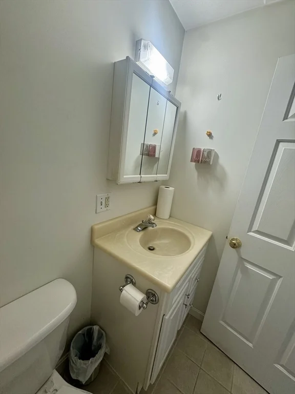 2 bed, 1 bath apartment for rent at 145 Union St Unit 8, Center — photo 13 of 19