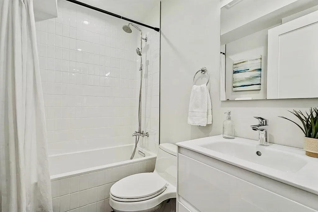 2 bed, 2 bath apartment for rent at 145 Warren Ave Unit A, South End — photo 11 of 15