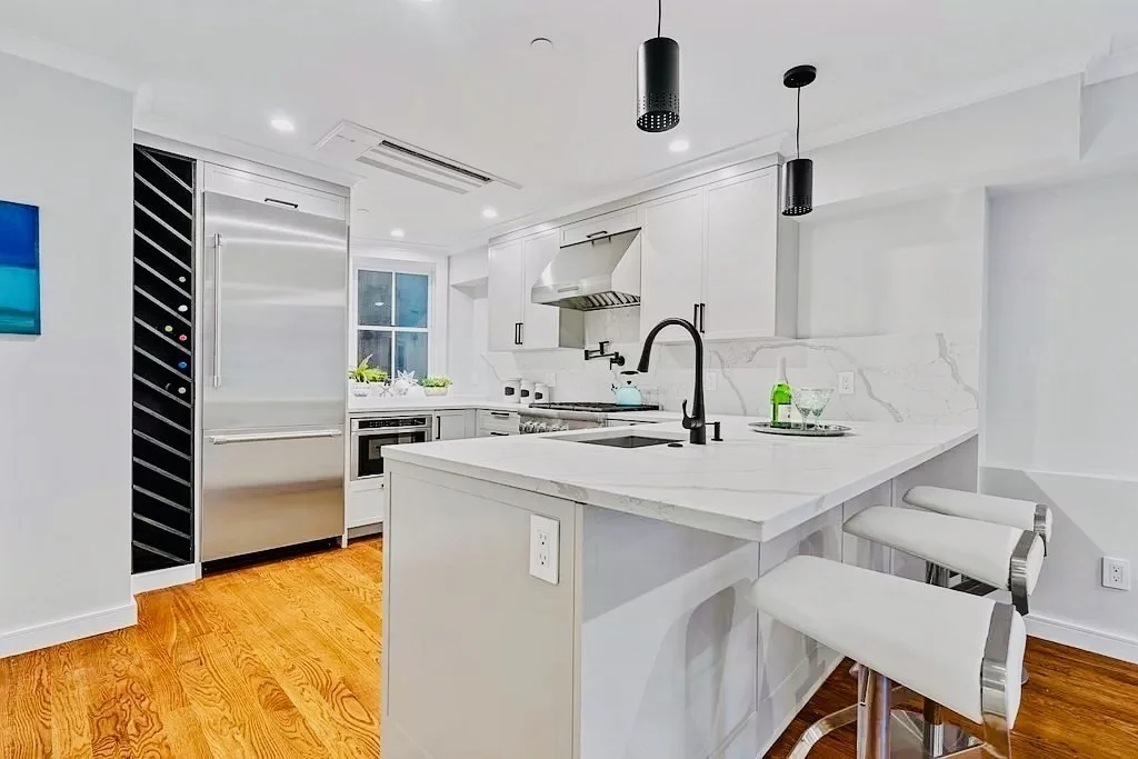 2 bed, 2 bath apartment for rent at 145 Warren Ave Unit A, South End — photo 3 of 15