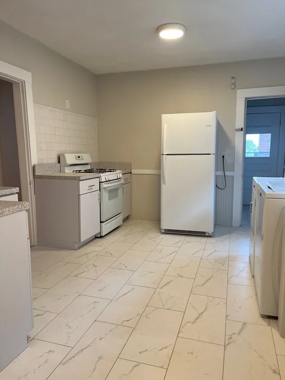 2 bed, 1 bath apartment for rent at 145 Winsor Ave Unit 1, Watertown — photo 8 of 27