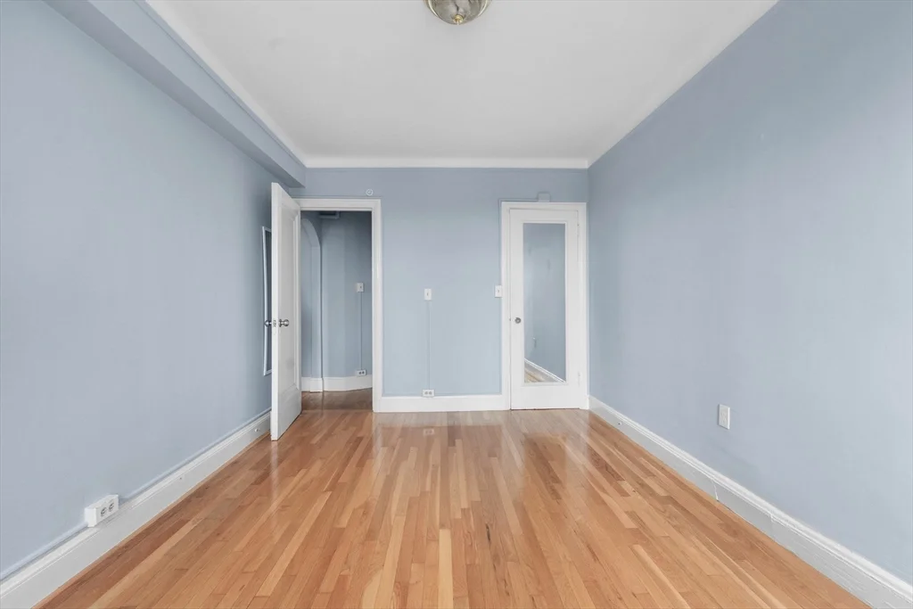 2 bed, 1 bath apartment for rent at 1450-1454 Beacon St Unit 643, Brookline — photo 25 of 28