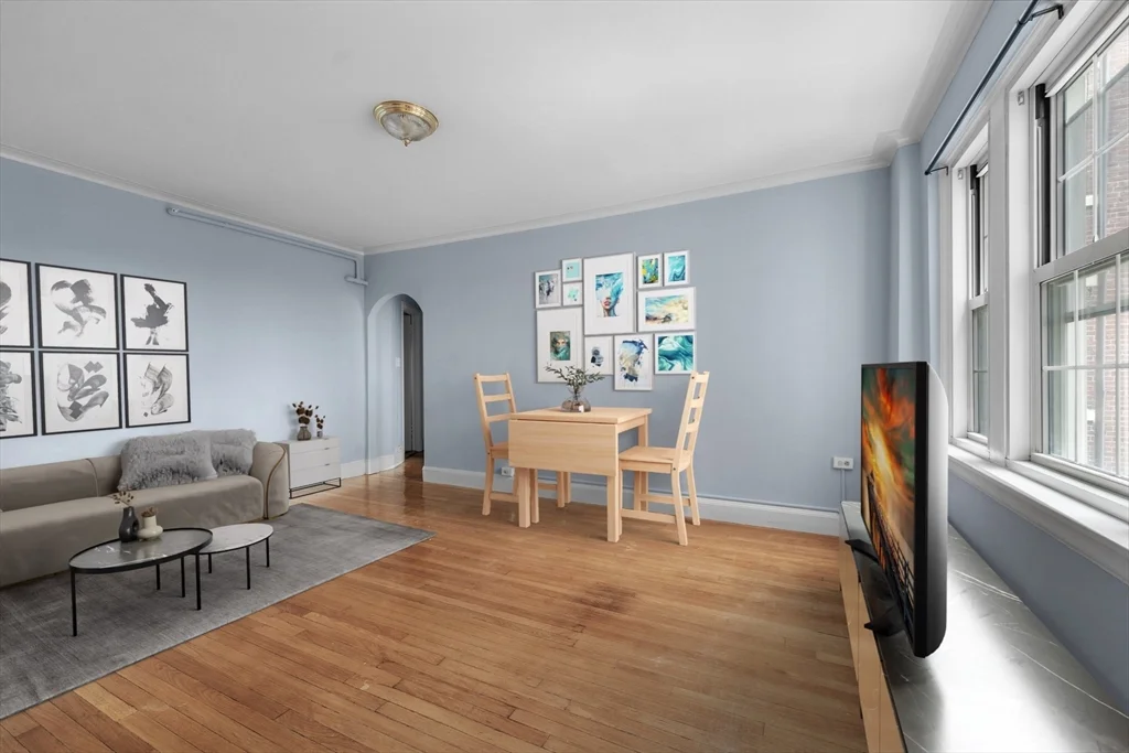 2 bed, 1 bath apartment for rent at 1450-1454 Beacon St Unit 643, Brookline — photo 6 of 28