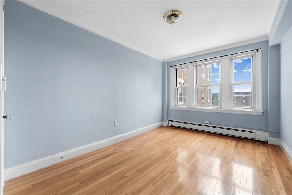 2 bed, 1 bath apartment for rent at 1450-1454 Beacon St Unit 643, Brookline — photo 24 of 28