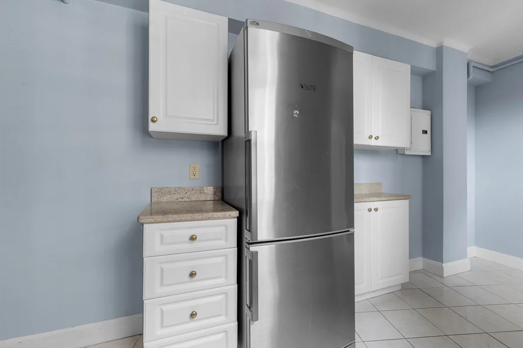 2 bed, 1 bath apartment for rent at 1450-1454 Beacon St Unit 643, Brookline — photo 16 of 28