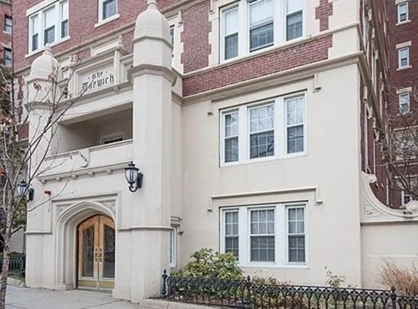 1 bed, 1 bath apartment for rent at 1450 Beacon St Unit 504, Coolidge Corner — photo 1 of 22