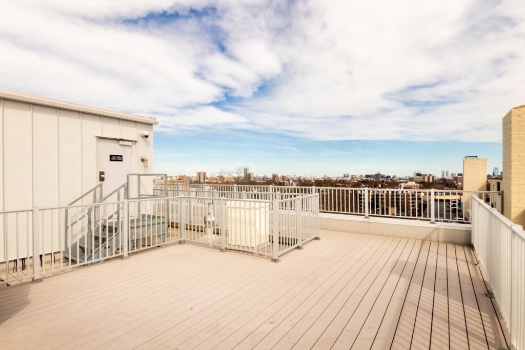 1 bed, 1 bath apartment for rent at 1450 Beacon St Unit 603, Brookline — photo 15 of 23