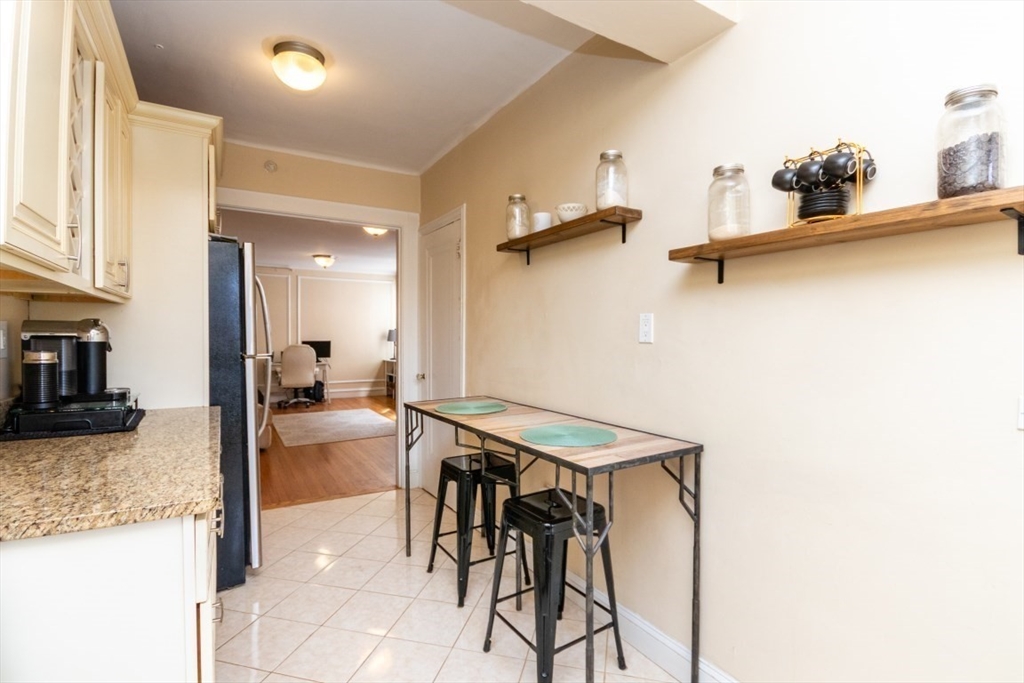 1 bed, 1 bath apartment for rent at 1450 Beacon St Unit 603, Brookline — photo 4 of 23