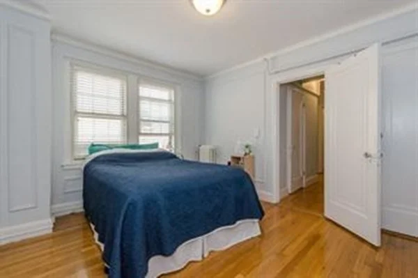 2 bed, 1 bath apartment for rent at 1450 Beacon St Unit 701, Coolidge Corner — photo 3 of 15
