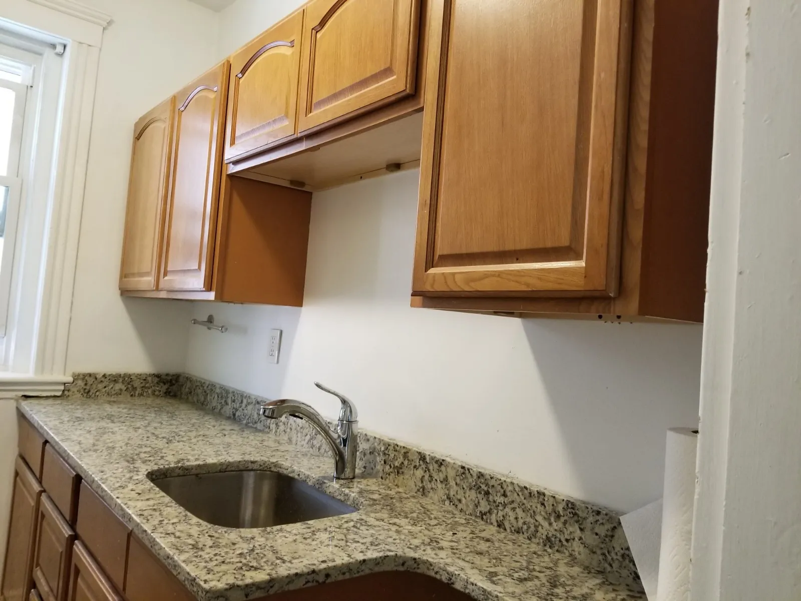 1 bed, 1 bath apartment for rent at 1450 Commonwealth Ave Unit 10, Brighton — photo 2 of 6