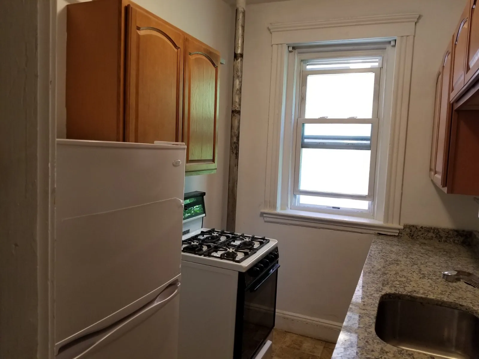 1 bed, 1 bath apartment for rent at 1450 Commonwealth Ave Unit 10, Brighton — photo 1 of 6