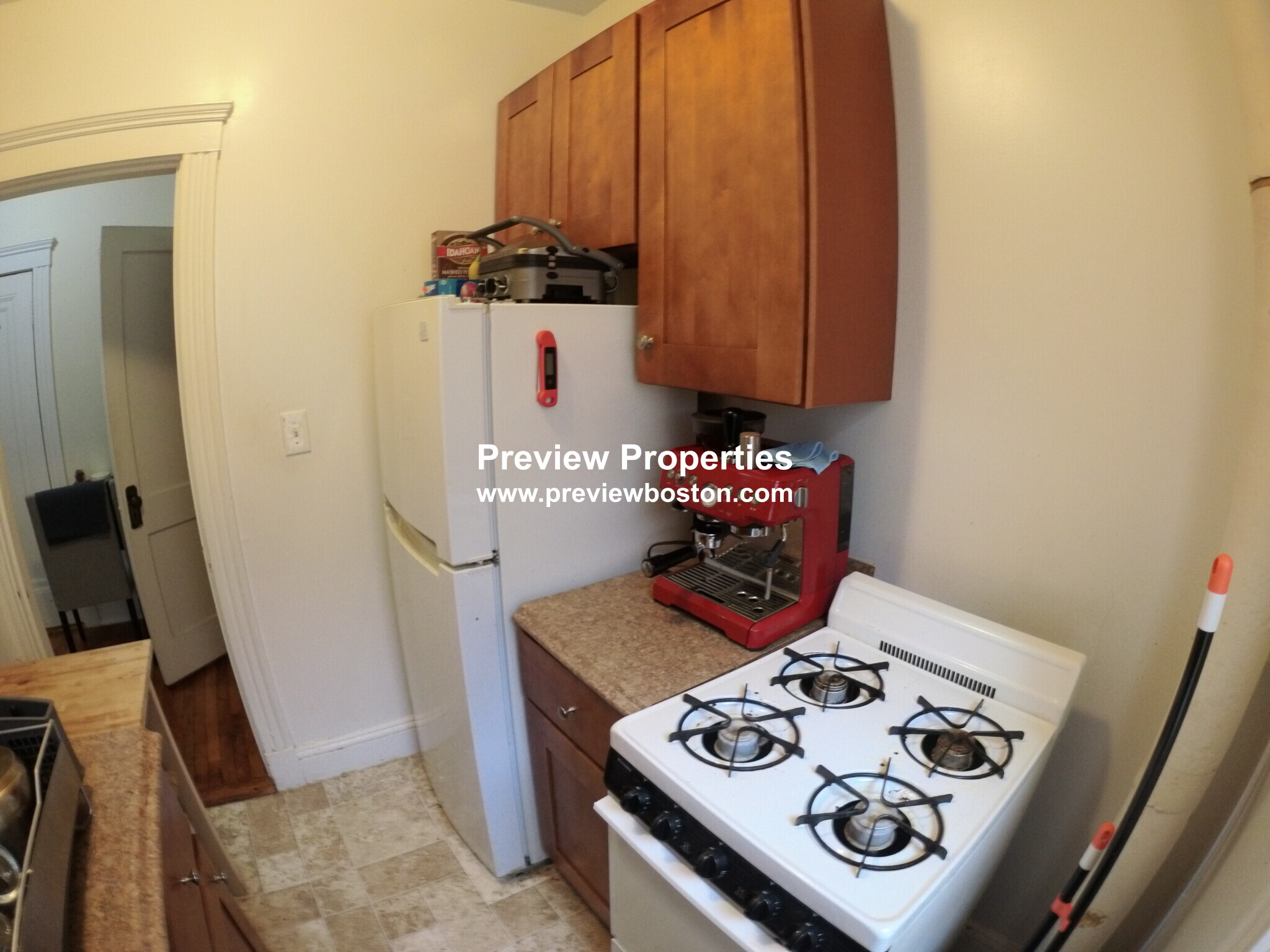 Studio bed, 1 bath apartment for rent at 1450 Commonwealth Ave Unit 11P, Brighton — photo 3 of 9