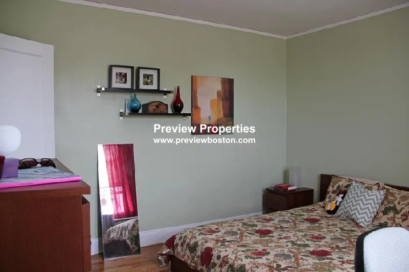 1 bed, 1 bath apartment for rent at 1450 Commonwealth Ave Unit 35P, Brighton — photo 3 of 8