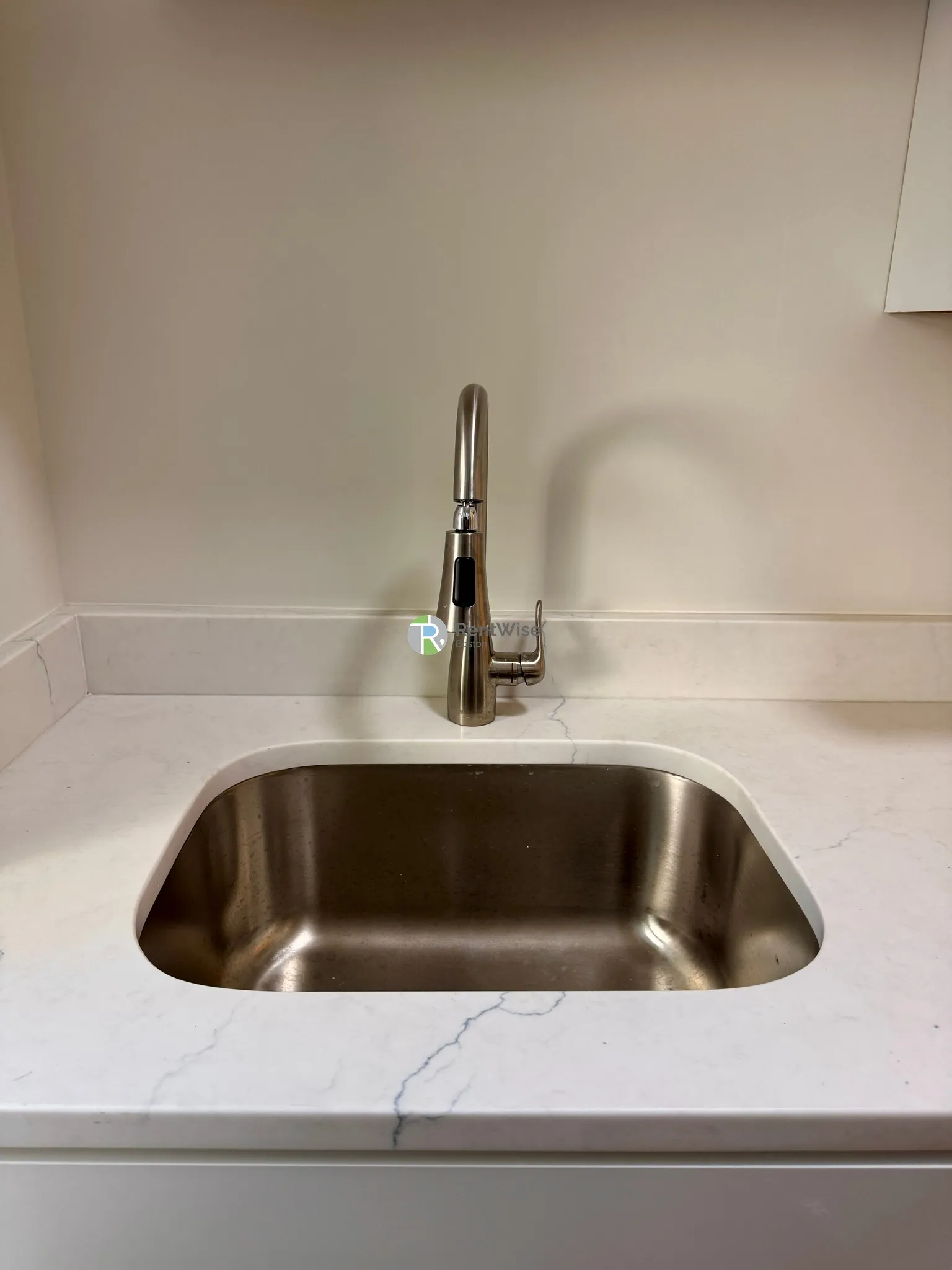 Studio bed, 1 bath apartment for rent at 1450 Commonwealth Ave Unit 5, Brighton — photo 13 of 17