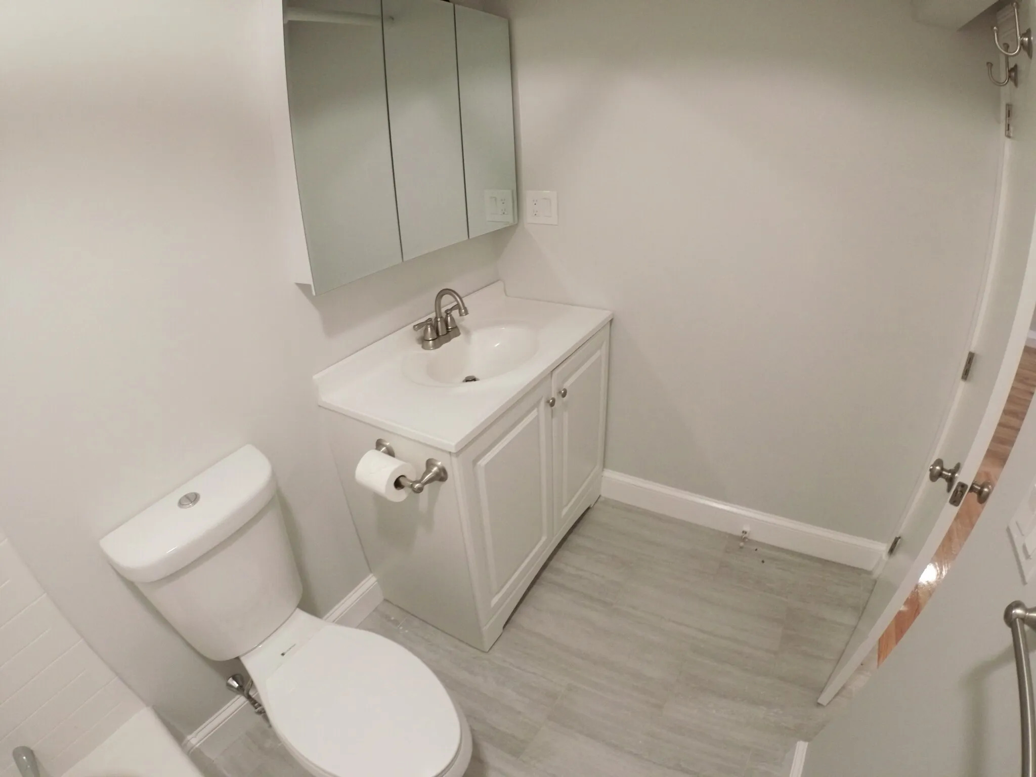 3 bed, 1 bath apartment for rent at 1450 Commonwealth Ave Unit B, Brighton — photo 4 of 11