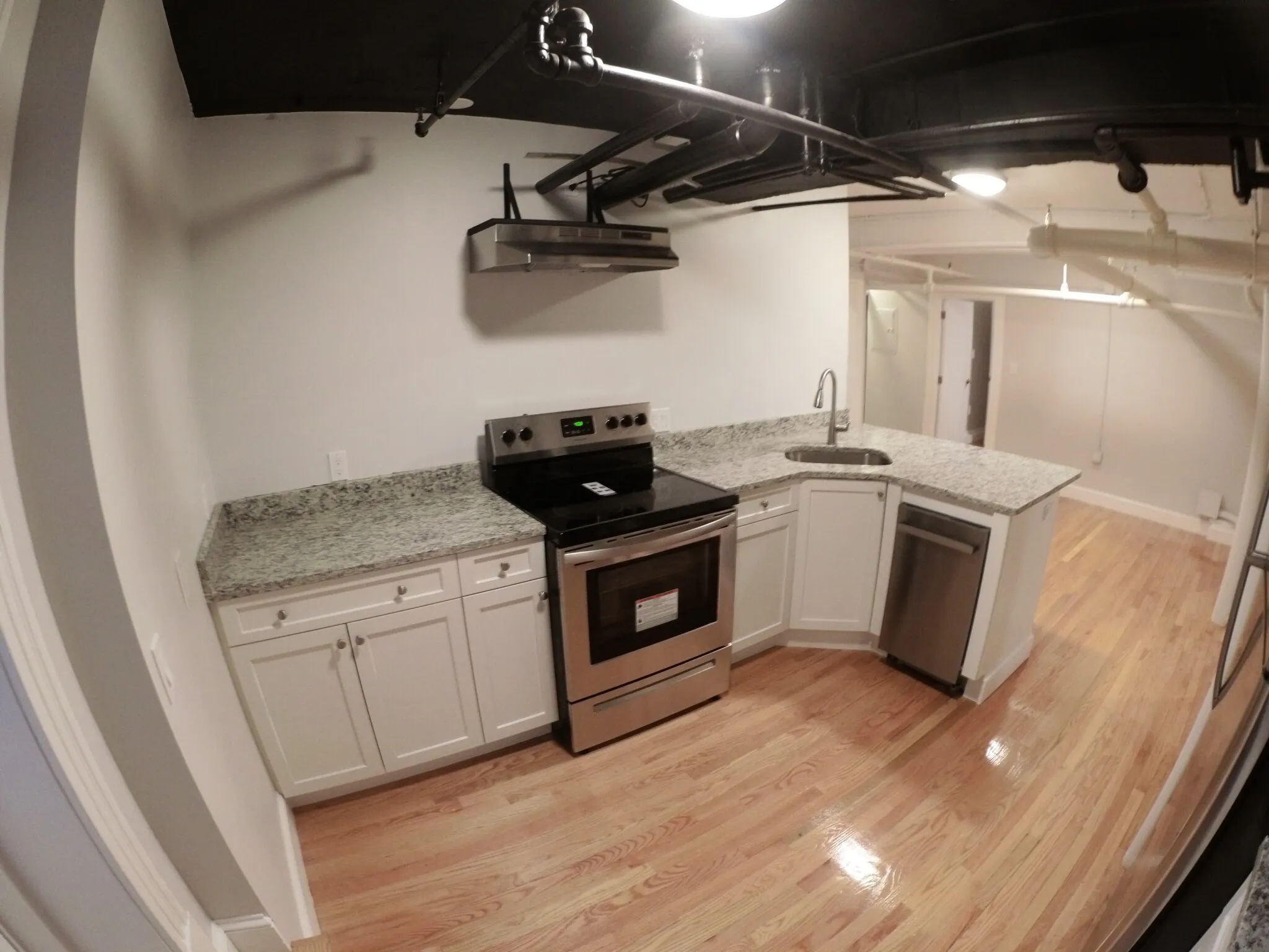 3 bed, 1 bath apartment for rent at 1450 Commonwealth Ave Unit B, Brighton