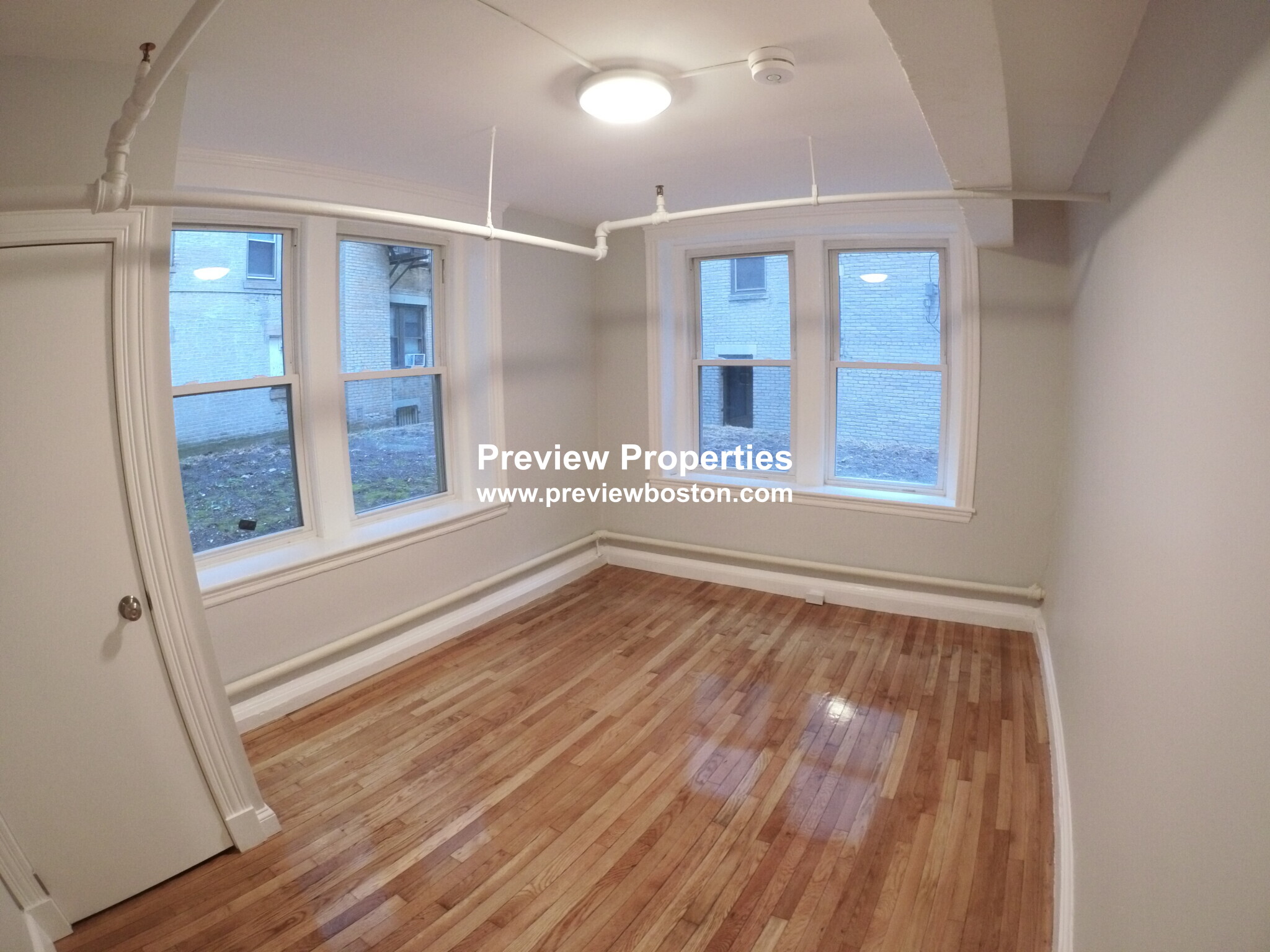 3 bed, 1 bath apartment for rent at 1450 Commonwealth Ave Unit BP, Allston — photo 8 of 11