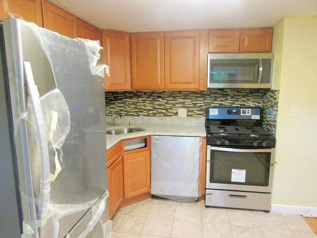 3 bed, 1 bath apartment for rent at 1450 Washington St Unit 1450, Braintree — photo 9 of 14
