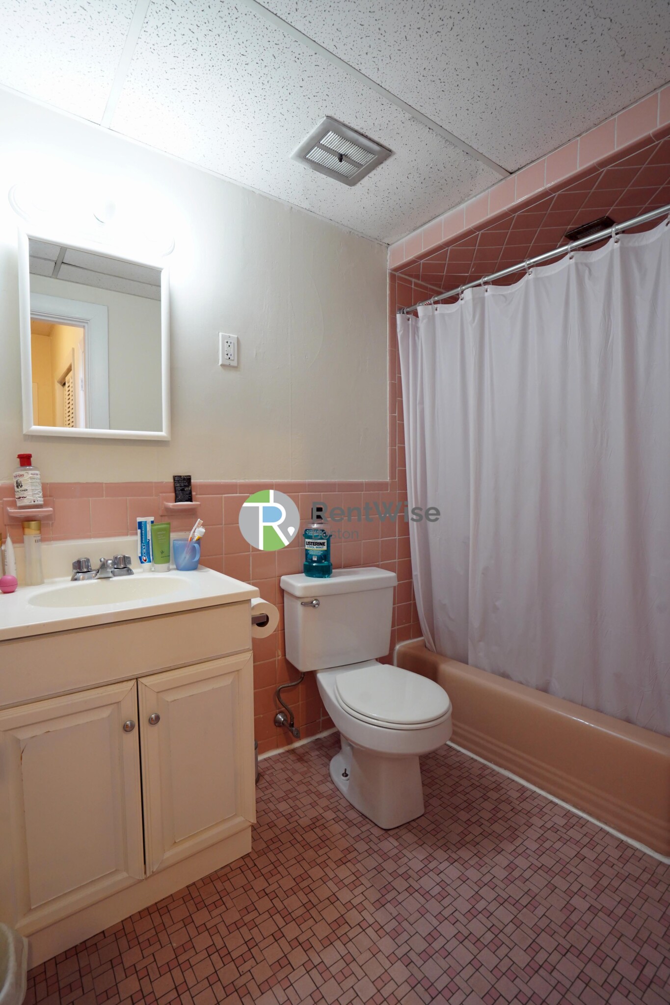 1 bed, 1 bath apartment for rent at 1455 Beacon St Unit 45, Griggs Park — photo 8 of 17