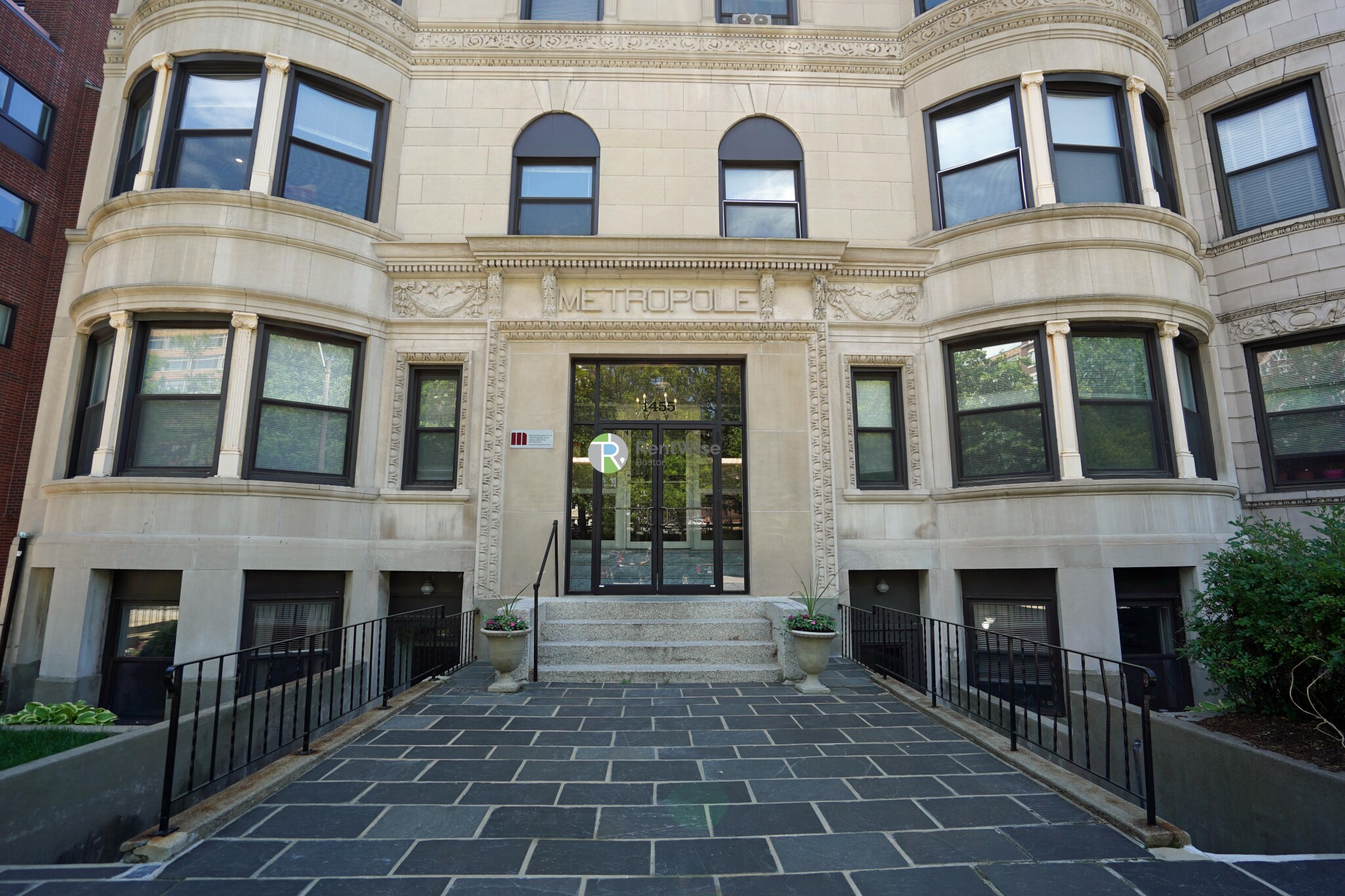 1 bed, 1 bath apartment for rent at 1455 Beacon St Unit 45, Griggs Park — photo 14 of 17