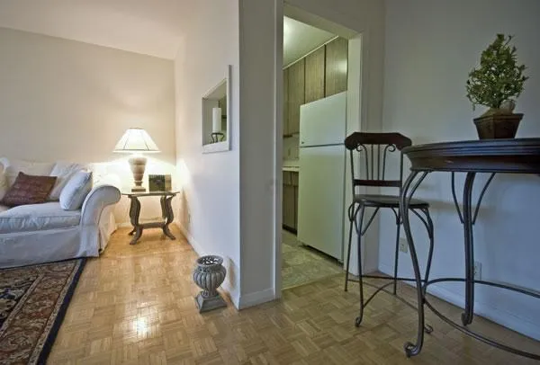 Studio bed, 1 bath apartment for rent at 1455 Commonwealth Ave Unit 302, Brighton — photo 6 of 19