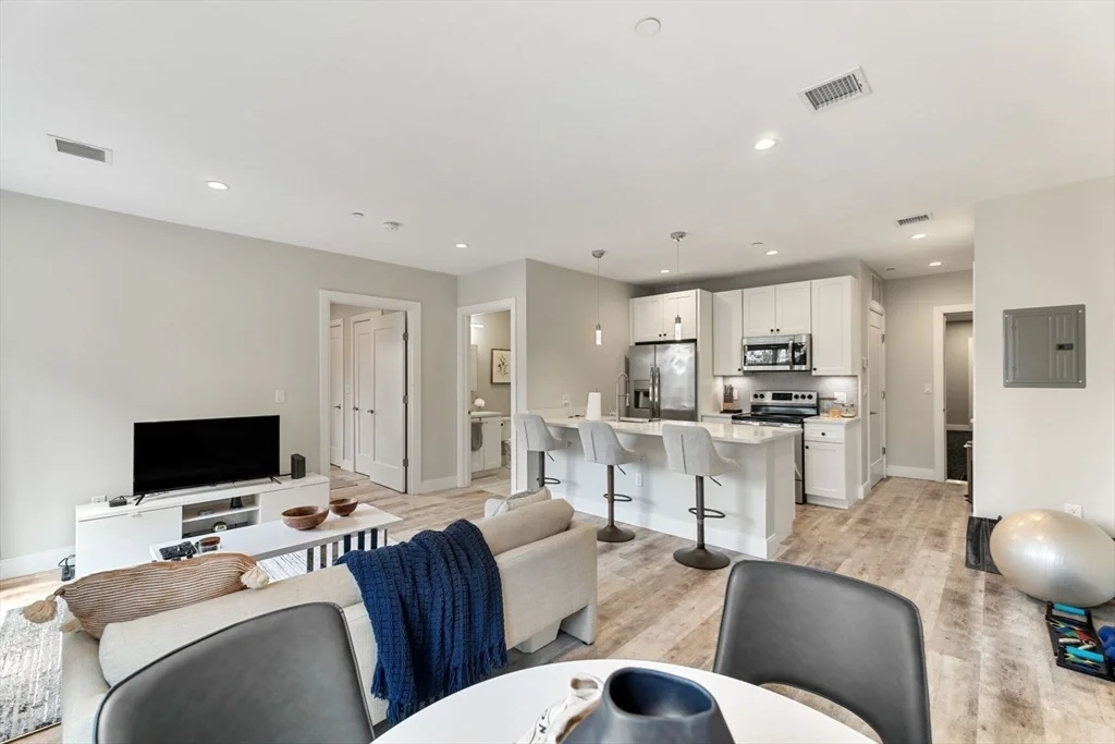 1 bed, 1 bath apartment for rent at 1457 Tremont St Unit 207, Mission Hill — photo 7 of 34