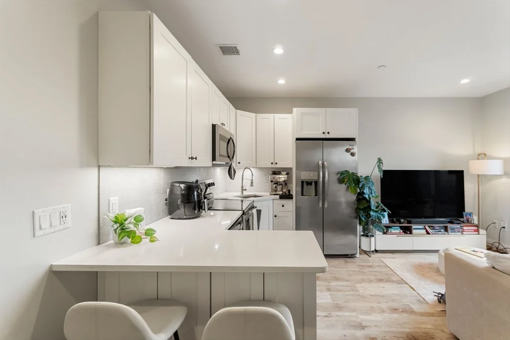 1 bed, 1 bath apartment for rent at 1457 Tremont St Unit 301, Mission Hill — photo 5 of 26