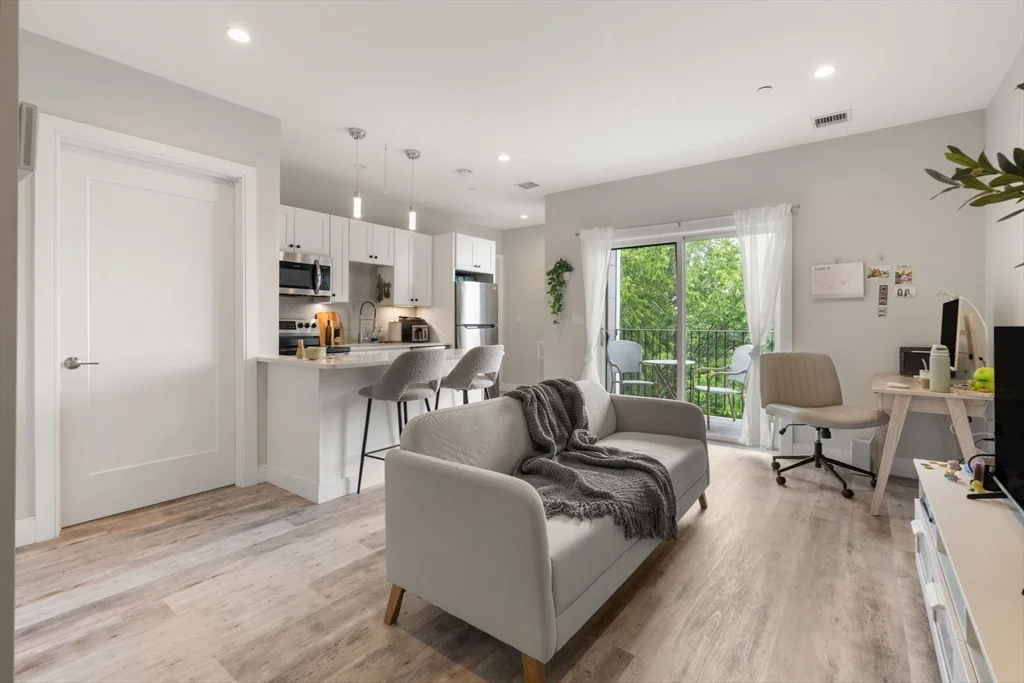 1 bed, 1 bath apartment for rent at 1457 Tremont St Unit 308, Mission Hill