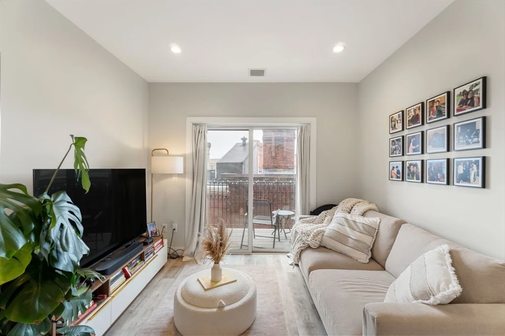 1 bed, 1 bath apartment for rent at 1457 Tremont St Unit 401, Mission Hill — photo 1 of 40
