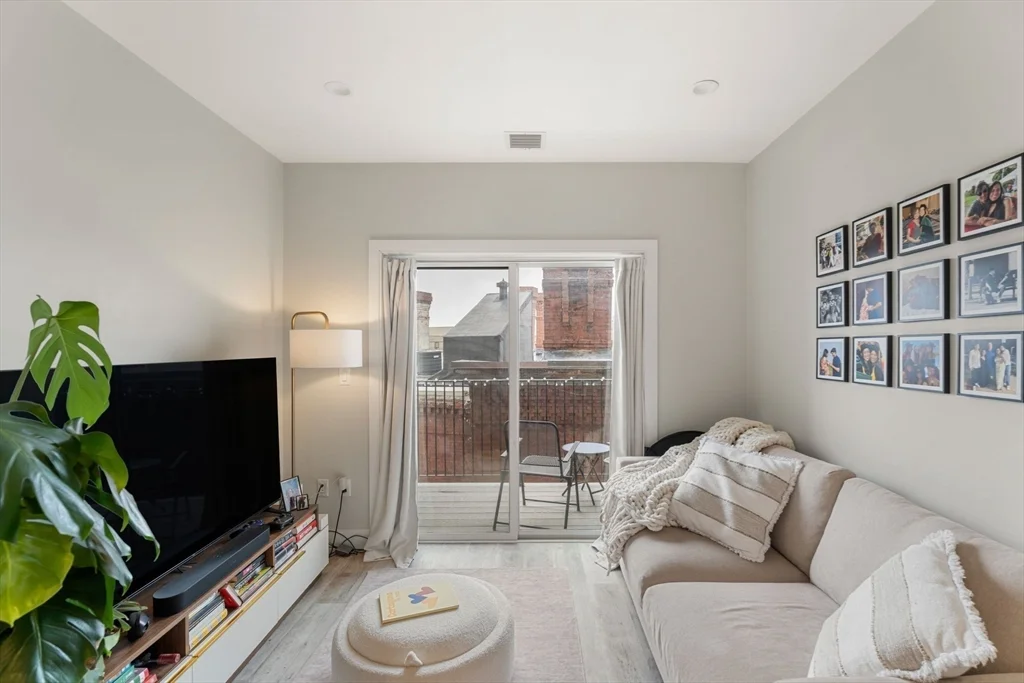 1 bed, 1 bath apartment for rent at 1457 Tremont St Unit 401, Mission Hill — photo 2 of 40