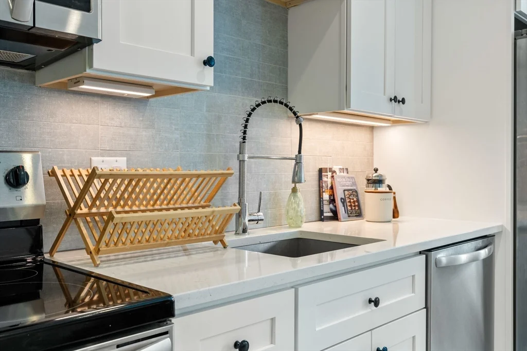 1 bed, 1 bath apartment for rent at 1457 Tremont St Unit 404, Mission Hill — photo 8 of 31