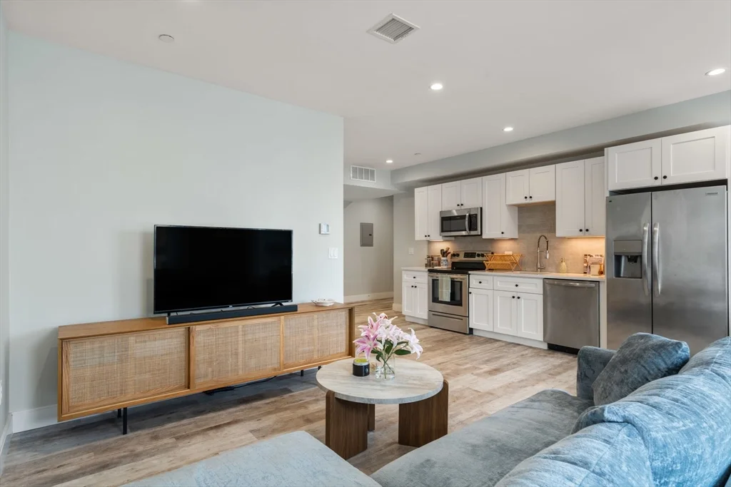 1 bed, 1 bath apartment for rent at 1457 Tremont St Unit 404, Mission Hill — photo 2 of 31