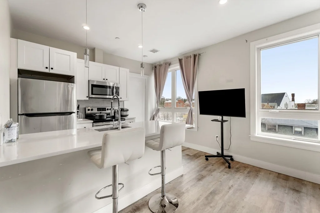 1 bed, 1 bath apartment for rent at 1457 Tremont St Unit 502, Mission Hill — photo 6 of 23