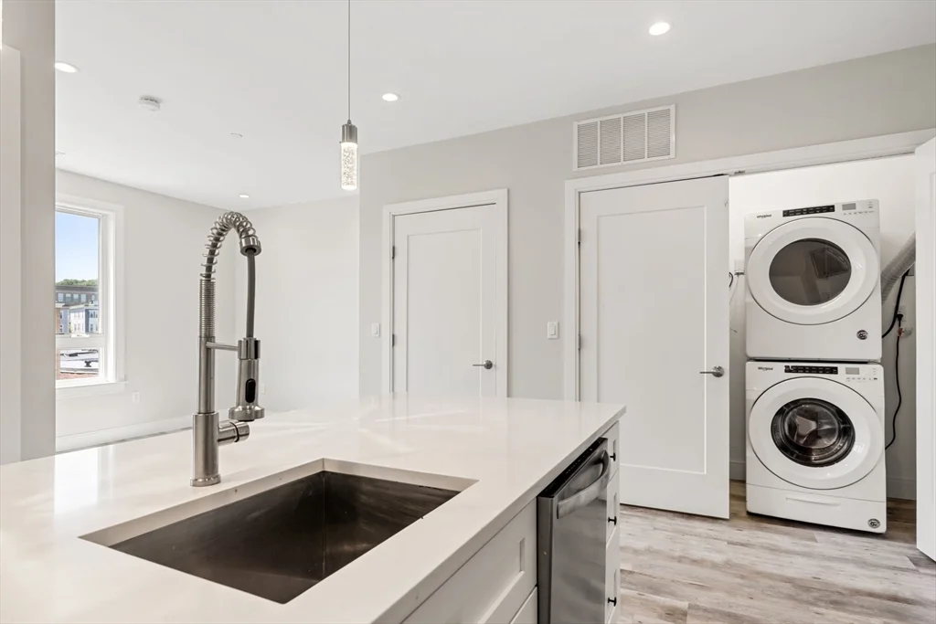 1 bed, 1 bath apartment for rent at 1457 Tremont St Unit 503, Mission Hill — photo 6 of 23