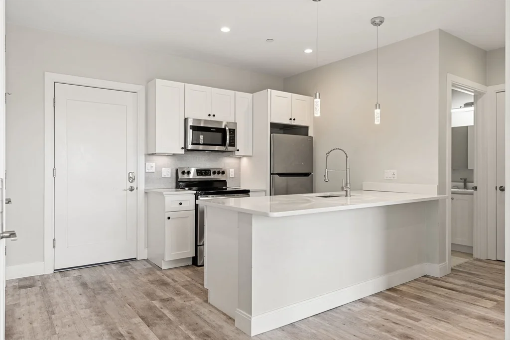 1 bed, 1 bath apartment for rent at 1457 Tremont St Unit 503, Mission Hill — photo 10 of 23