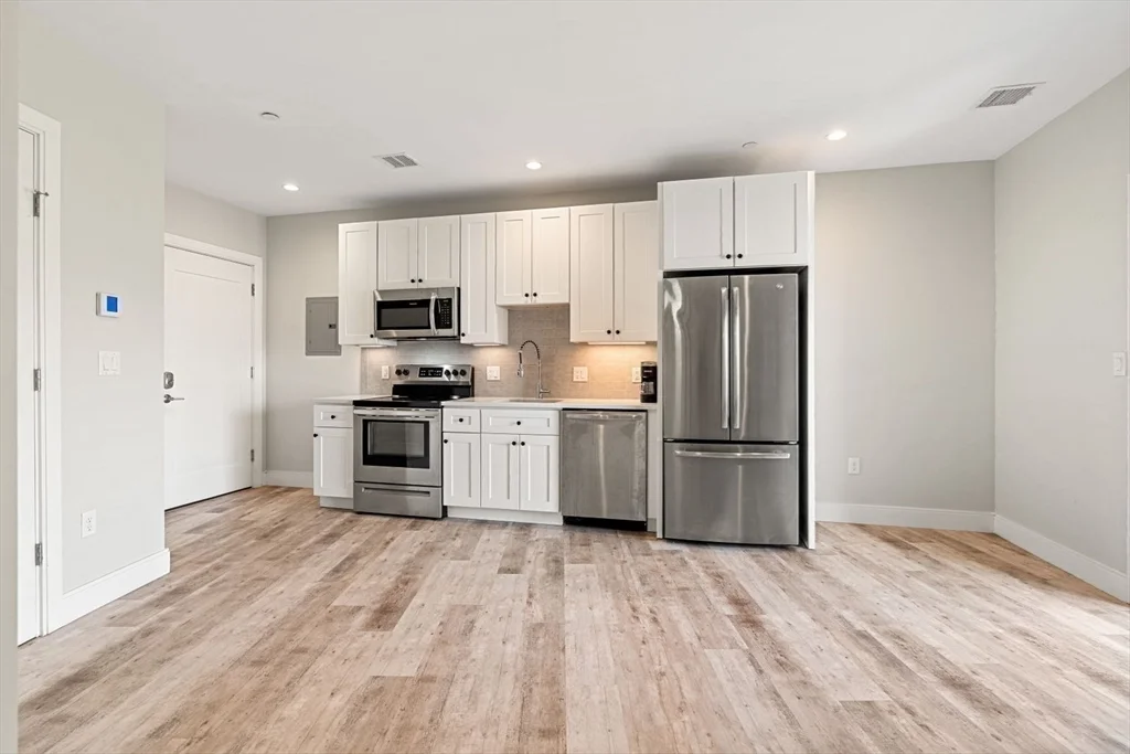 1 bed, 1 bath apartment for rent at 1457 Tremont St Unit 509, Mission Hill — photo 6 of 23