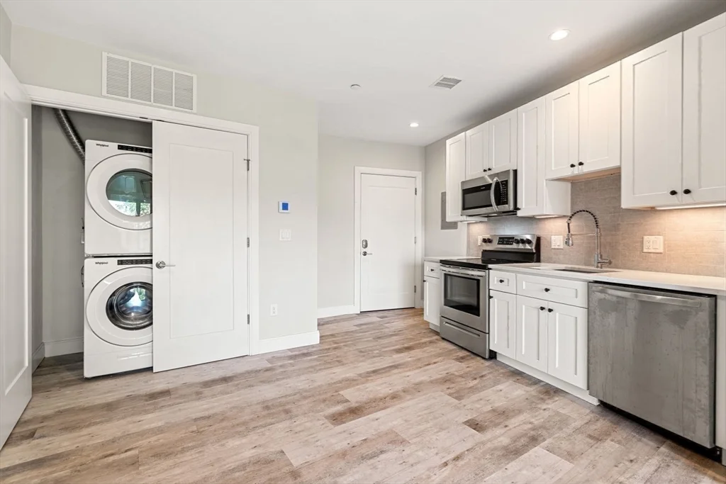 1 bed, 1 bath apartment for rent at 1457 Tremont St Unit 509, Mission Hill — photo 5 of 23
