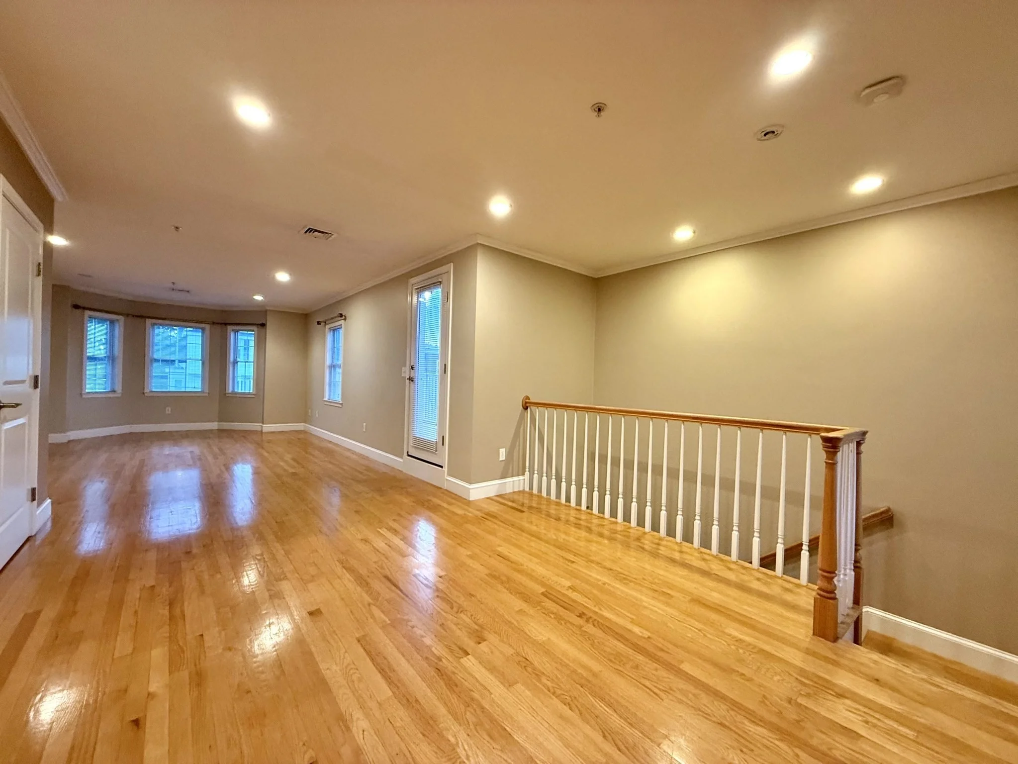 2 bed, 1 bath apartment for rent at 146 Adams St Unit 2, Waltham — photo 8 of 28