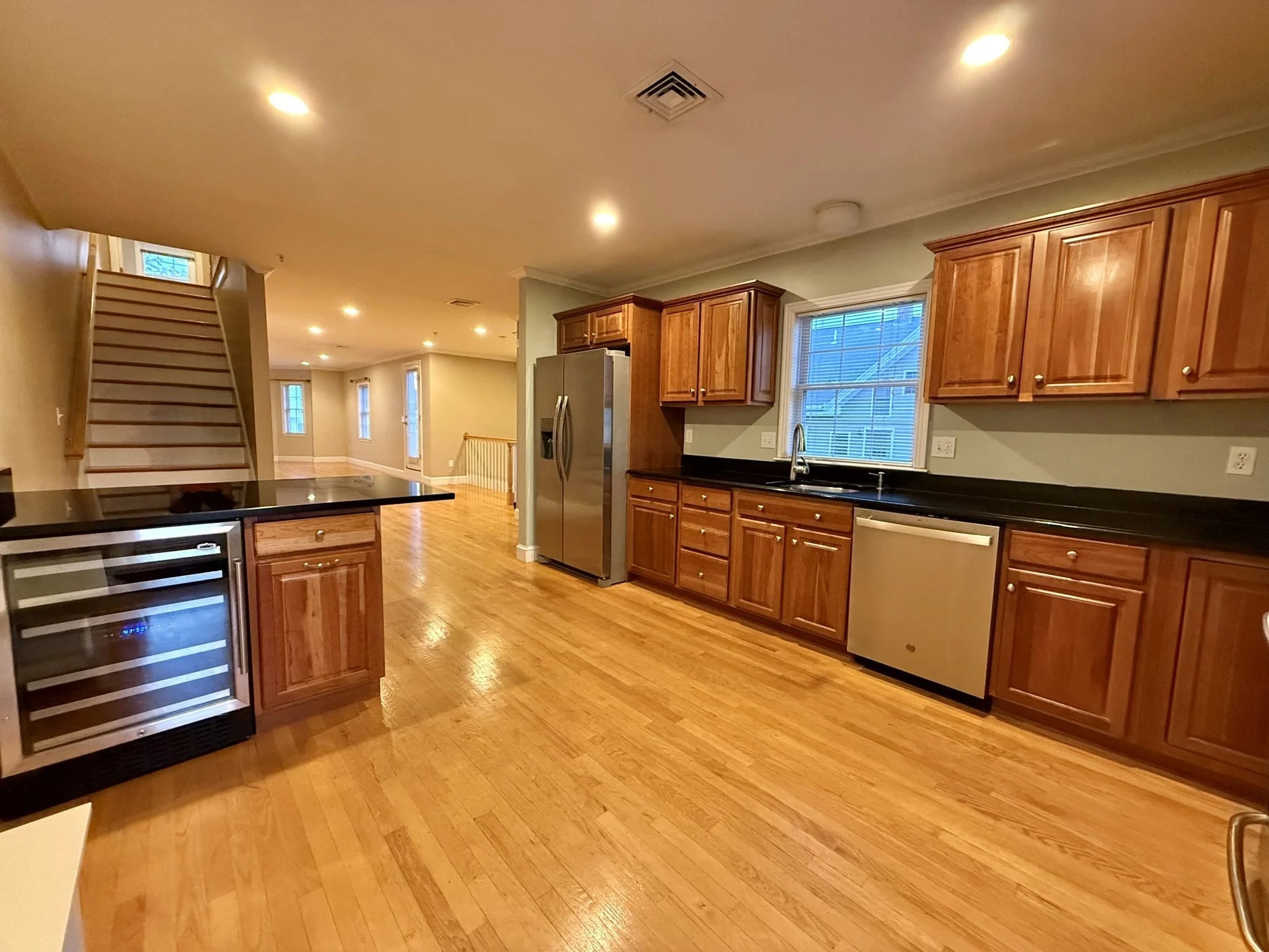 2 bed, 1 bath apartment for rent at 146 Adams St Unit 2, Waltham — photo 2 of 28