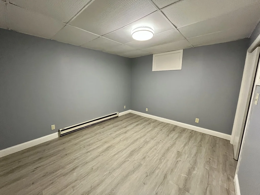 3 bed, 2 bath apartment for rent at 146 Allen Rd Unit 1, North Easton — photo 9 of 12