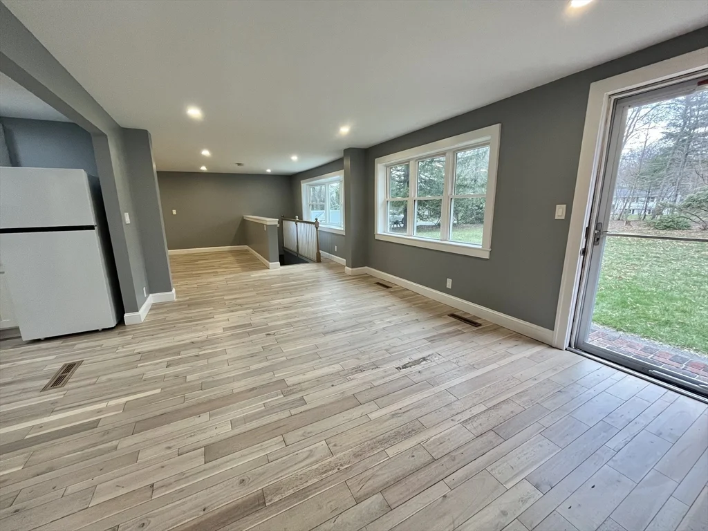 3 bed, 2 bath apartment for rent at 146 Allen Rd Unit 1, North Easton — photo 2 of 12