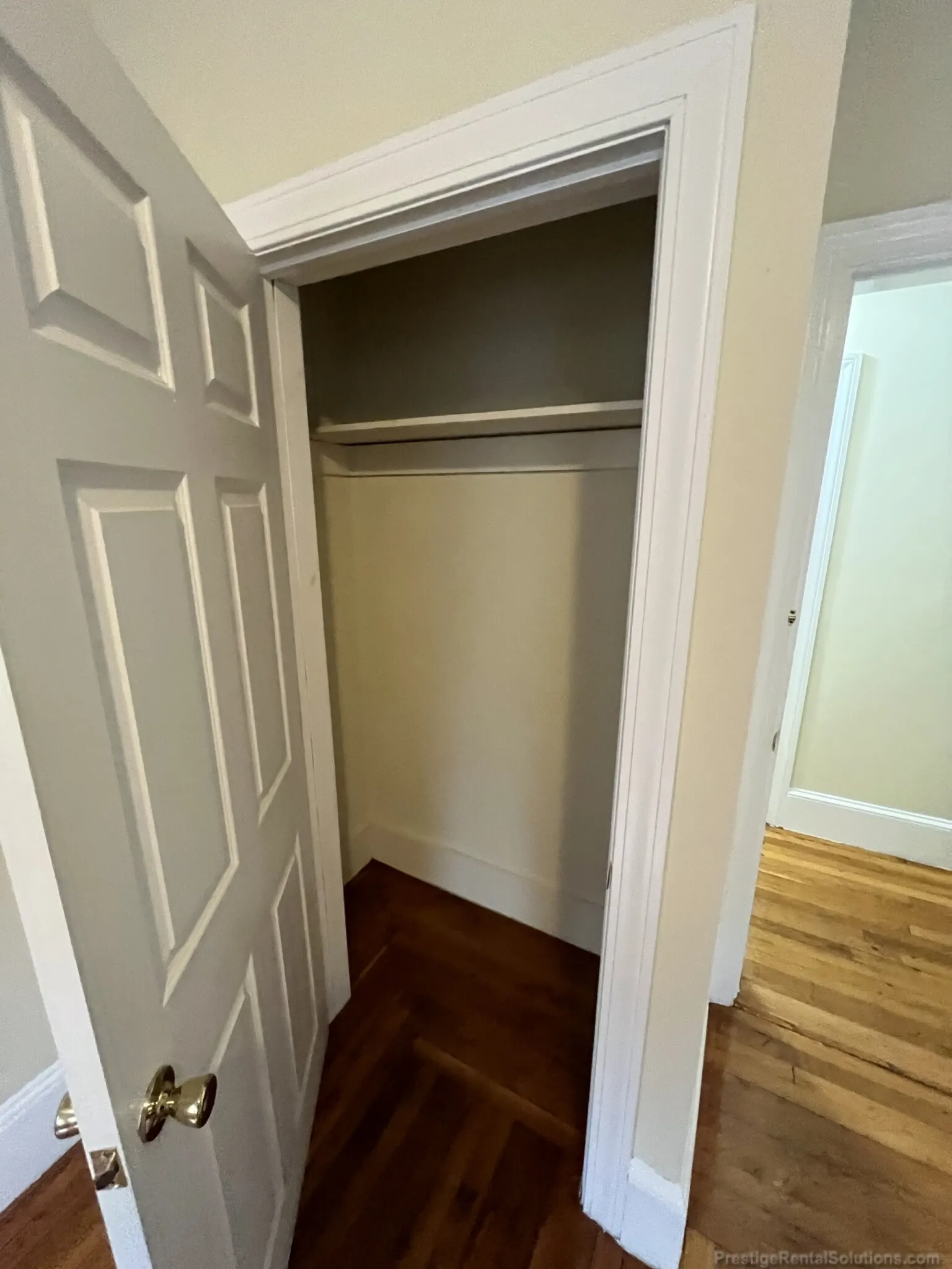 4 bed, 2 bath apartment for rent at 146 Chiswick Rd Unit 1, Brighton — photo 18 of 29