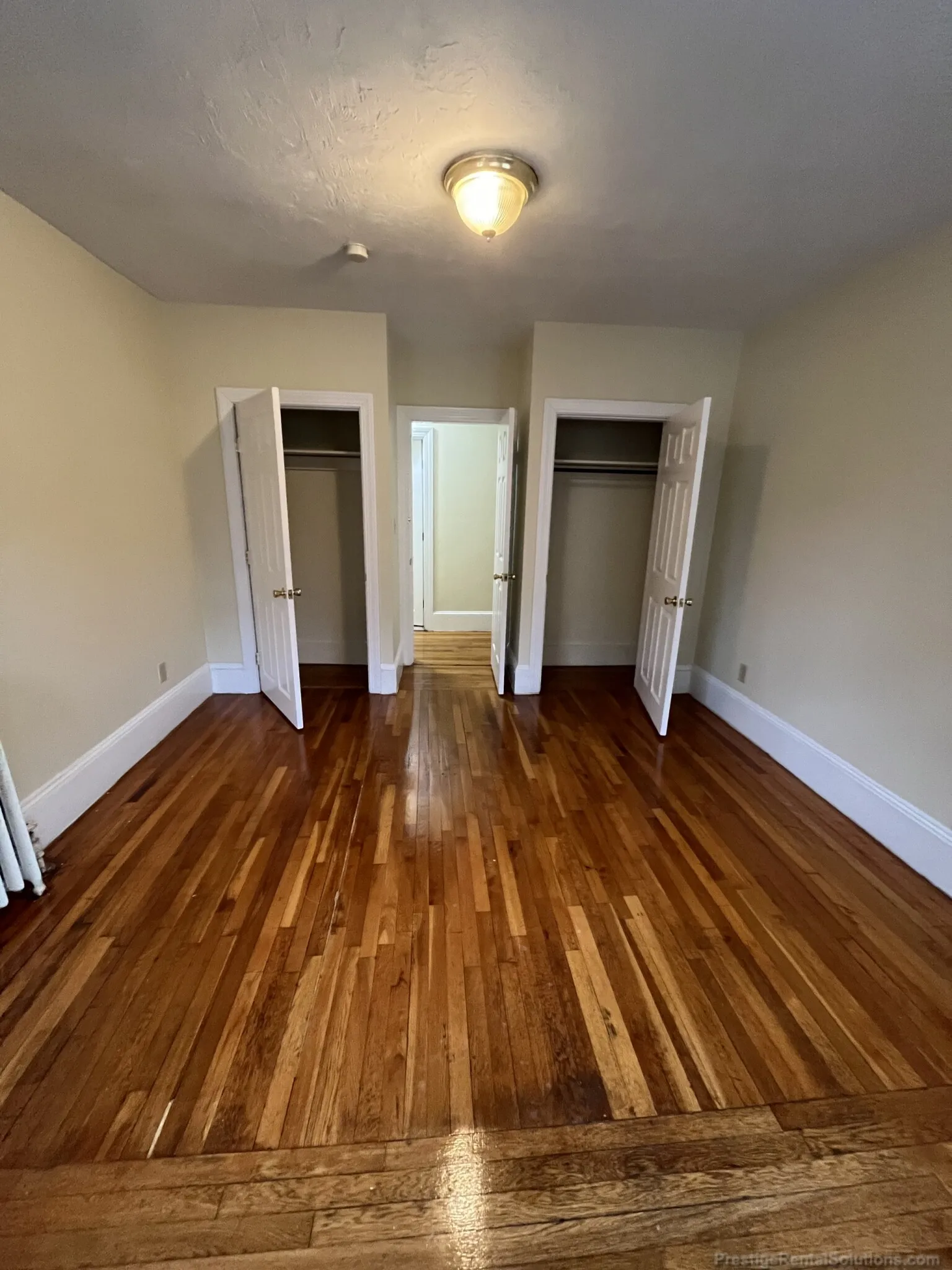 4 bed, 2 bath apartment for rent at 146 Chiswick Rd Unit 1, Brighton — photo 20 of 29