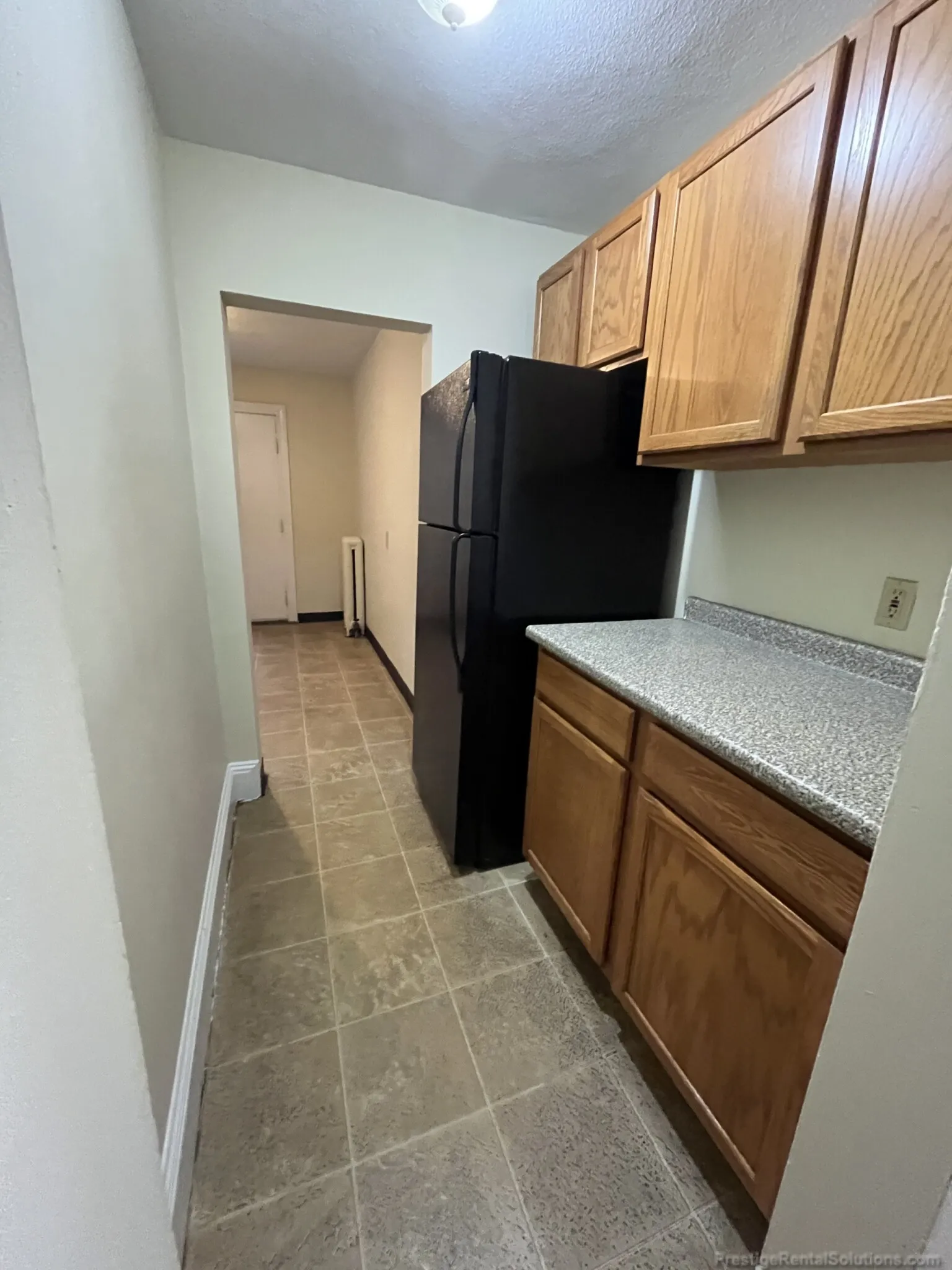 4 bed, 2 bath apartment for rent at 146 Chiswick Rd Unit 1, Brighton — photo 25 of 29