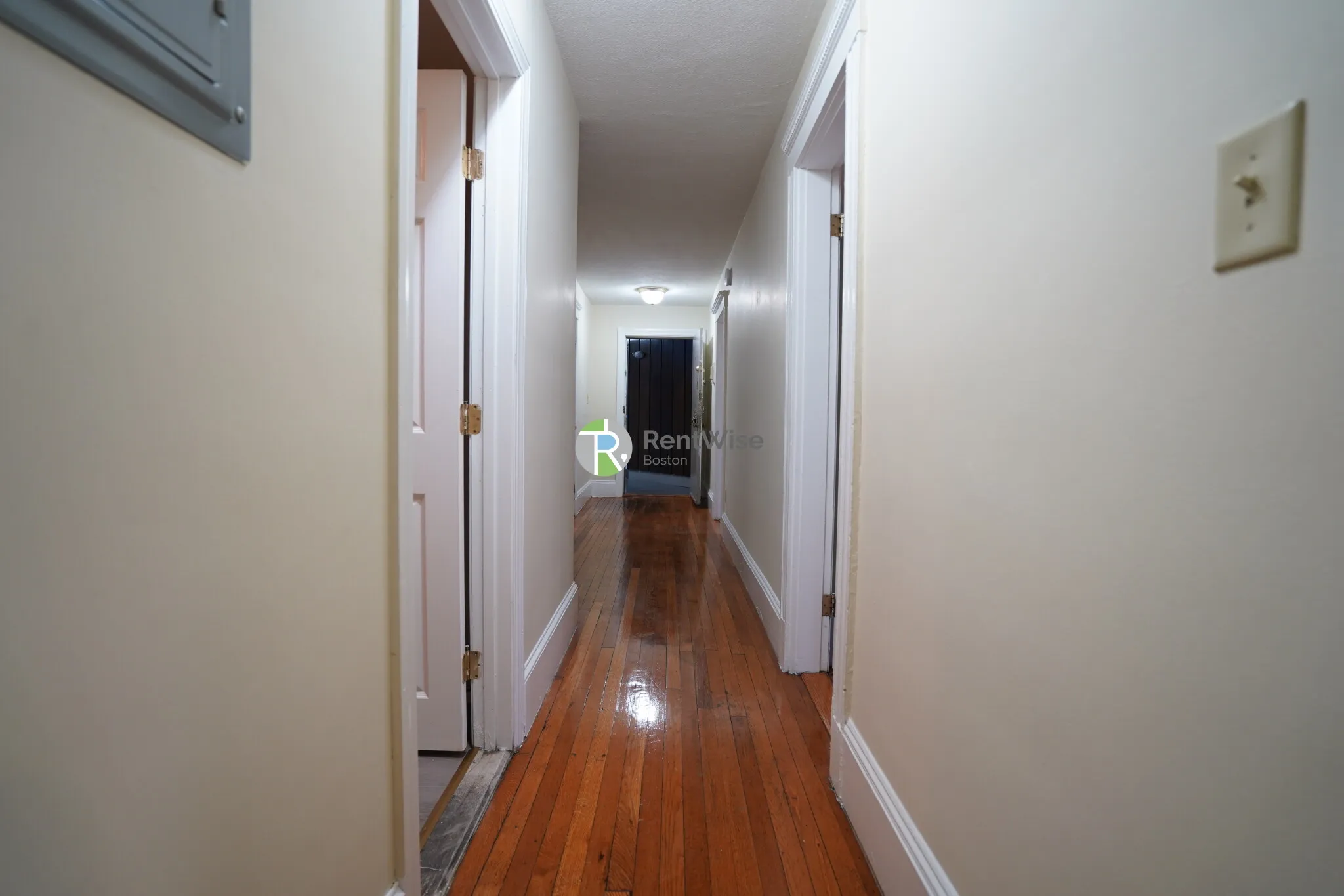 4 bed, 2 bath apartment for rent at 146 Chiswick Rd Unit 1461, Brighton — photo 8 of 25