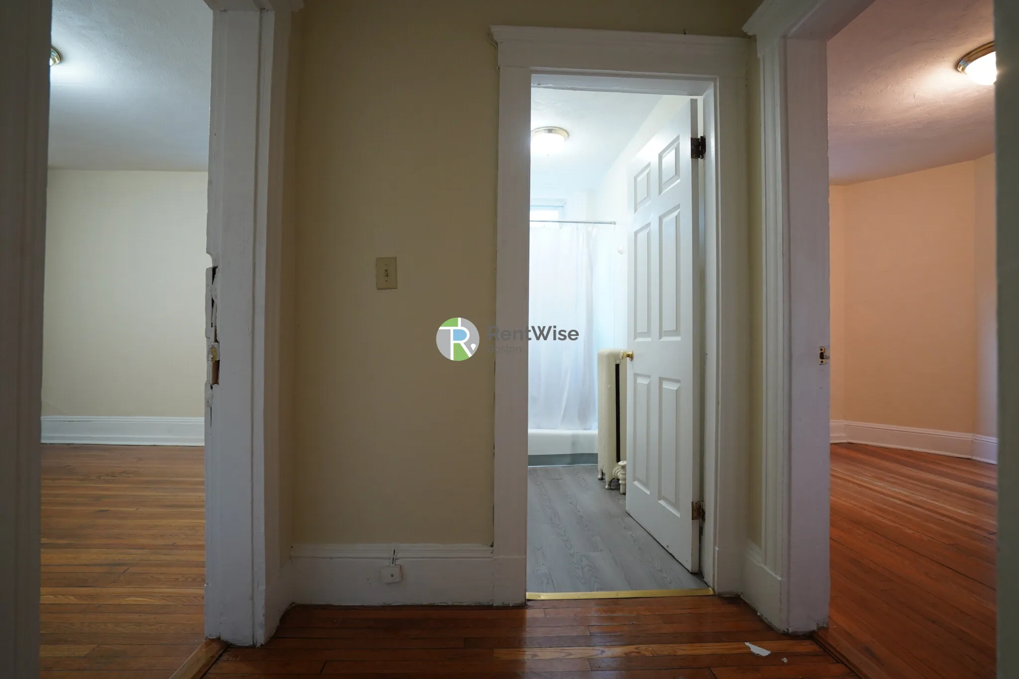 4 bed, 2 bath apartment for rent at 146 Chiswick Rd Unit 1461, Brighton — photo 15 of 25
