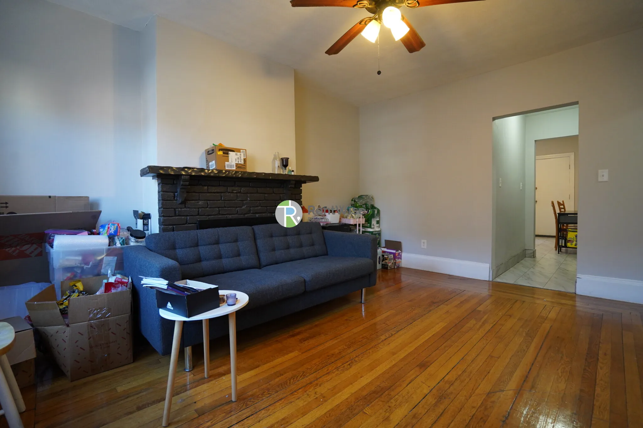 4 bed, 2 bath apartment for rent at 146 Chiswick Rd Unit 3, Brighton — photo 2 of 17
