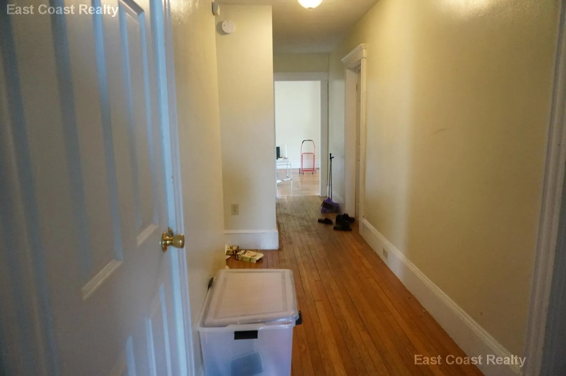 4 bed, 2 bath apartment for rent at 146 Chiswick Rd Unit 6, Brighton — photo 8 of 16